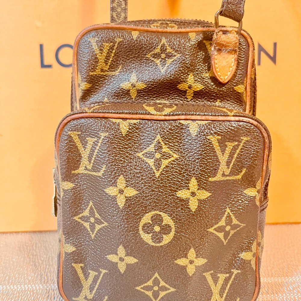 Louis Vuitton Brown Monogram Men's crossbody bag - Picture 15 of 16